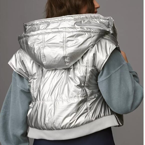 Anthropologie - PLUS SIZE Daily Practice by Anthropologie Metallic Puffer Vest - Picture 1 of 6